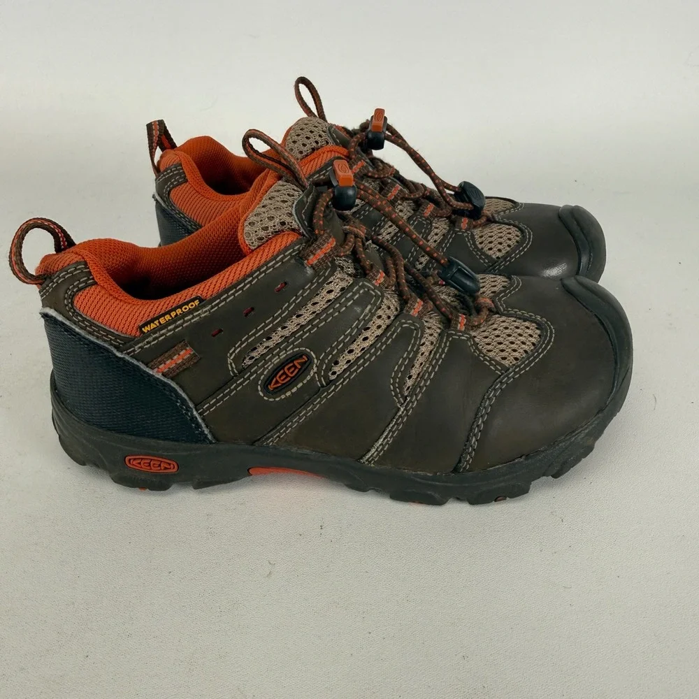 Keen Kids Waterproof Hiking Shoes Brown Orange Bungee Laces Low Top Trail Shoe